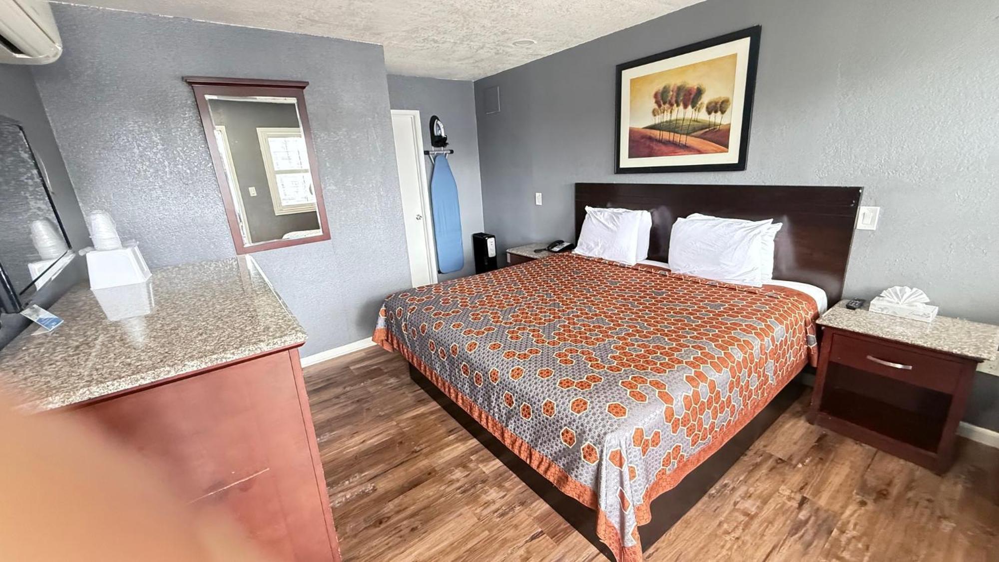 Fireside Inn By The Beach Boardwalk & Bowling 산타크루즈 외부 사진